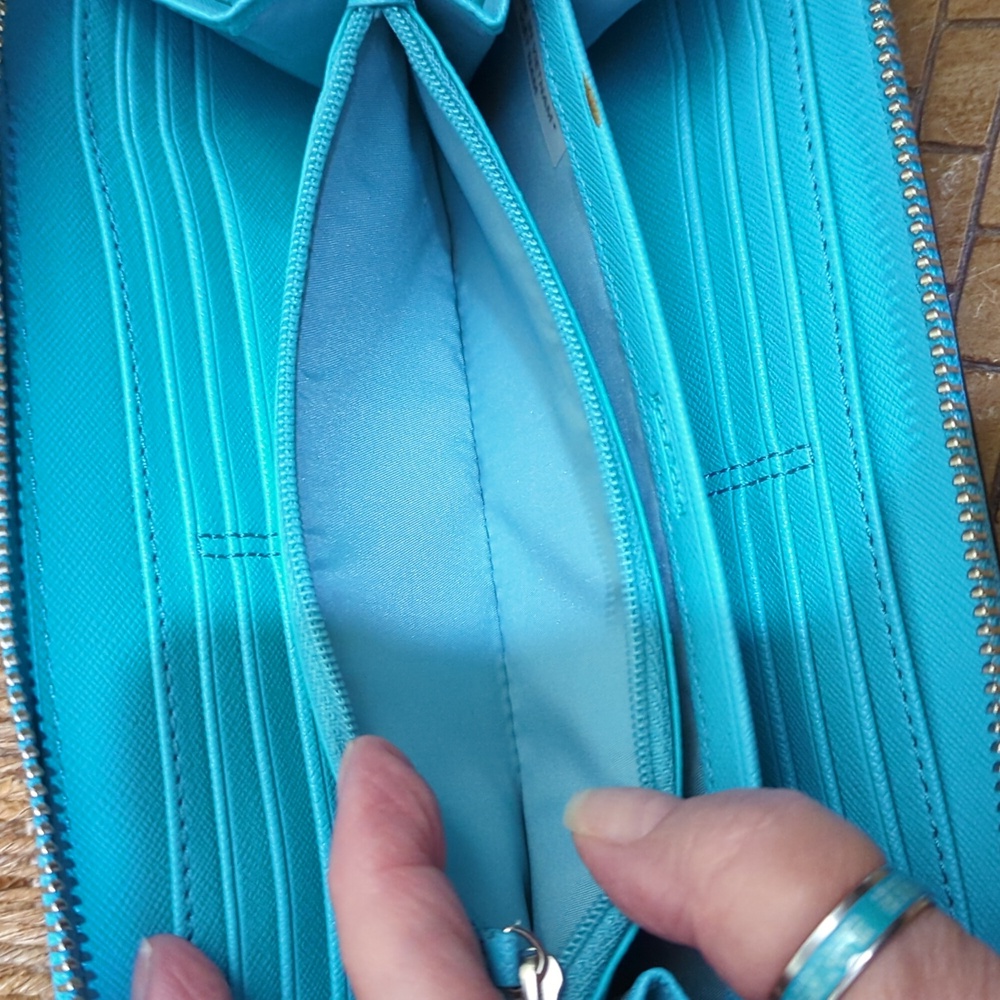 NWT Coach Turquoise Zipper Wallet - Picture 8 of 12
